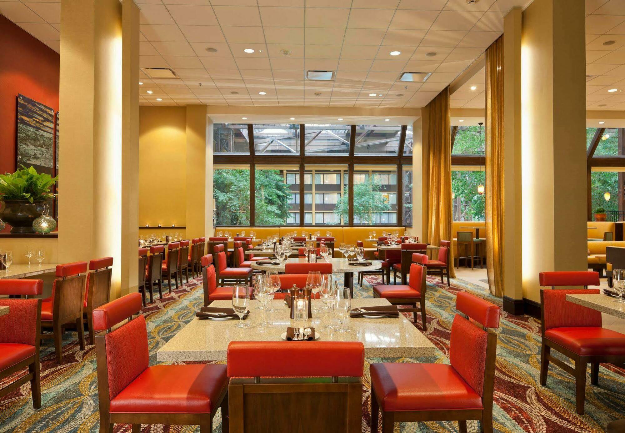 Seattle Airport Marriott Otel SeaTac Restoran fotoğraf